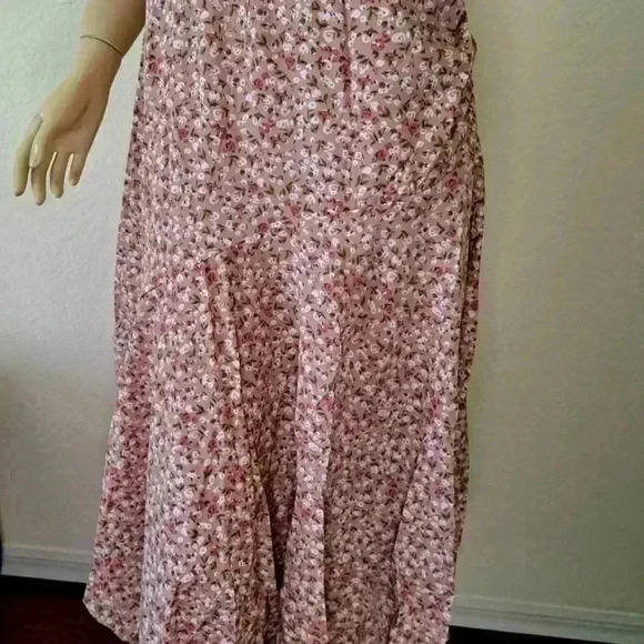 FLORAL DRESS WISHLIST DITSY  HANDKERCHIEF MAUVE MEDIUM - Picture 4 of 11